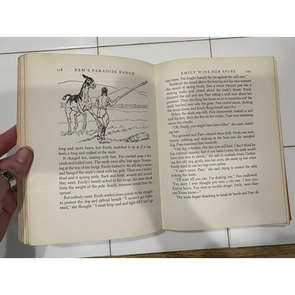 Pam's Paradise Ranch: A Story of Hawaii Armine Von Tempski HC 1940‎ 1st Edition